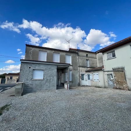 178C - Duplex T2 Tout Confort Du Gond - 60 M2 Le Gond-Pontouvre Exteriör bild